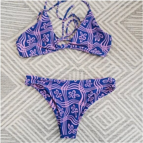 Skatie Bikini Bundle (2 bikinis) - Picture 2 of 6